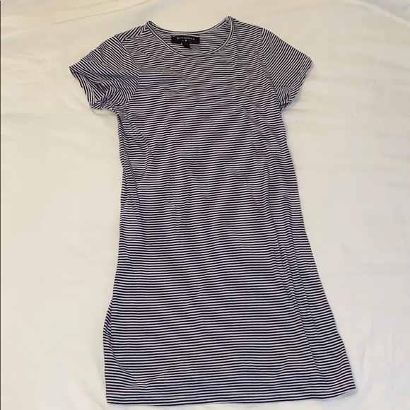 UO tshirt dress - Picture 1 of 1